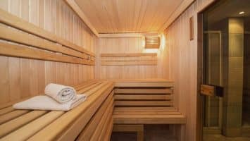 Benefits of Steam Bath, glowing skin healthy heart: